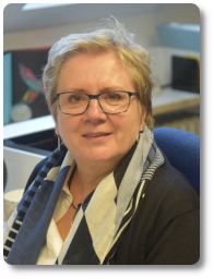 Frau Schindler, Schulamtsdirektorin